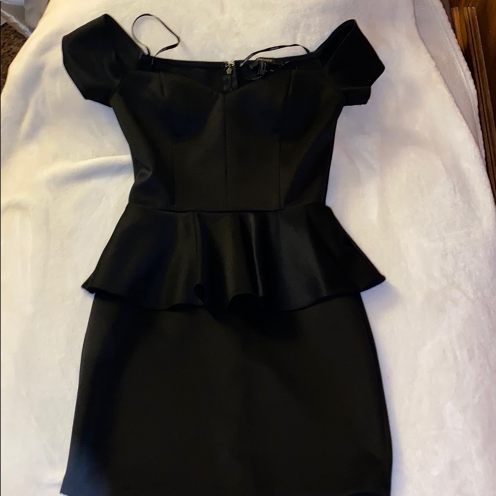 MINi black dress